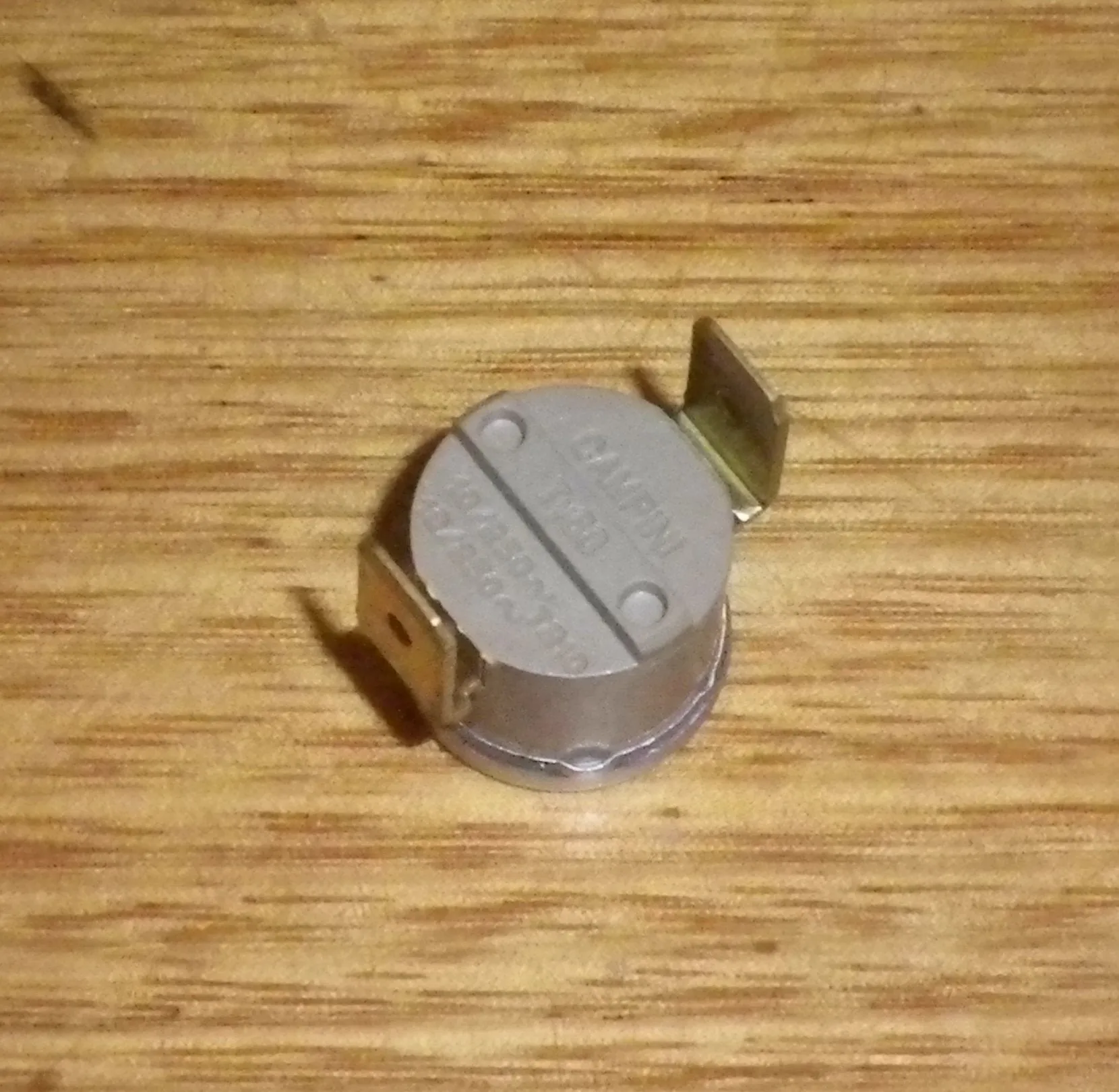 Fisher & Paykel 140degC Normally Closed Campini Oven Cutout - Part # FP546719
