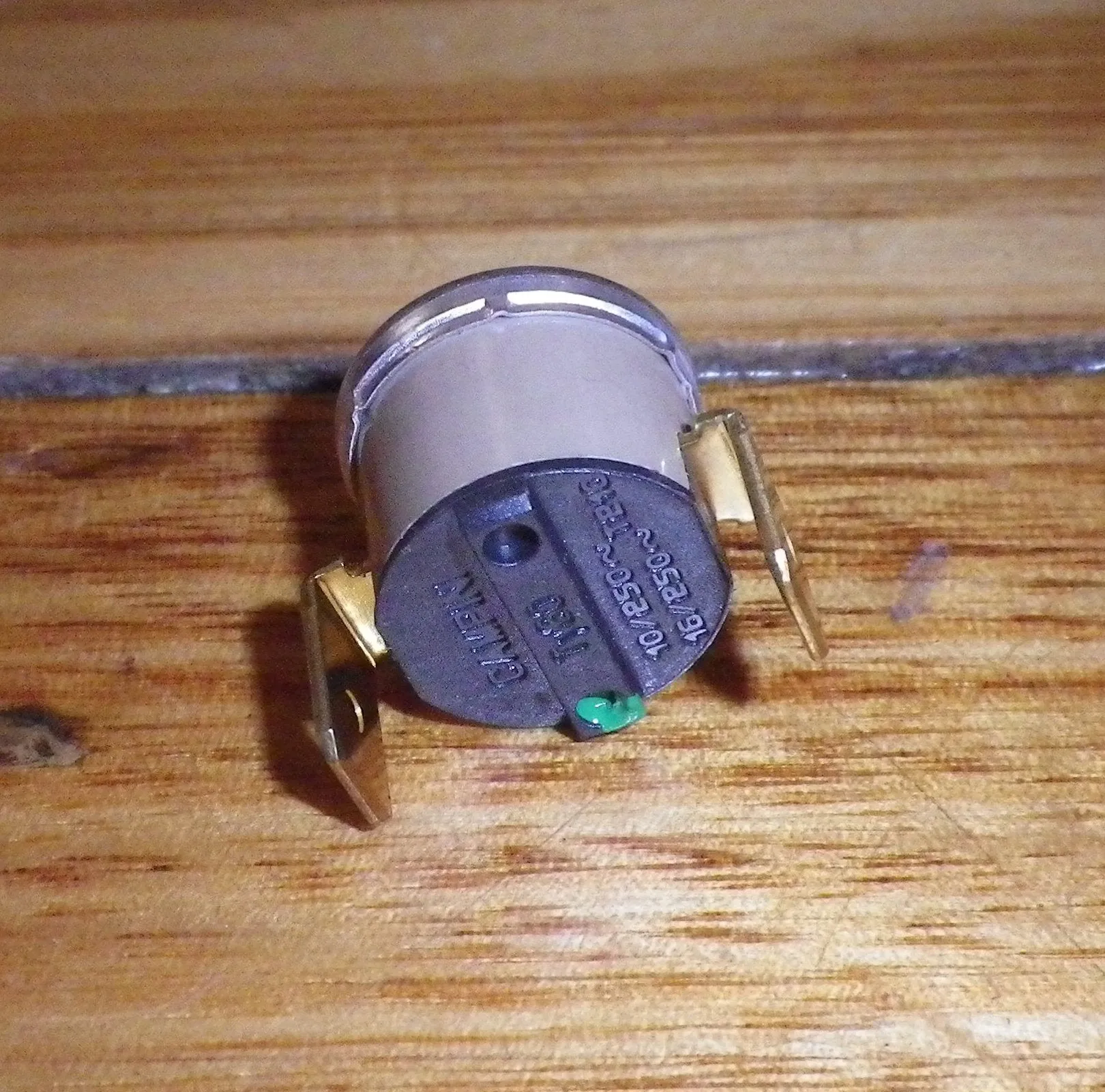 Fisher & Paykel 60degreeC Normally Open Campini Fan Thermostat - Part # FP540822